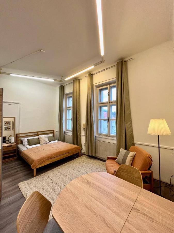 1 Bedroom Studio Close To Palmovka プラハ エクステリア 写真